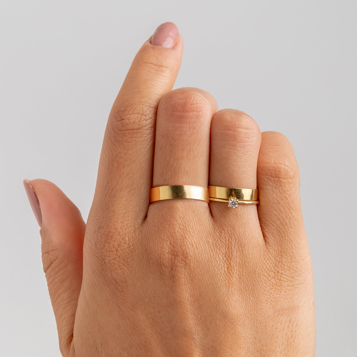 Alianças de Casamento Nobre Ouro 18K 4mm + Anel Brinde
