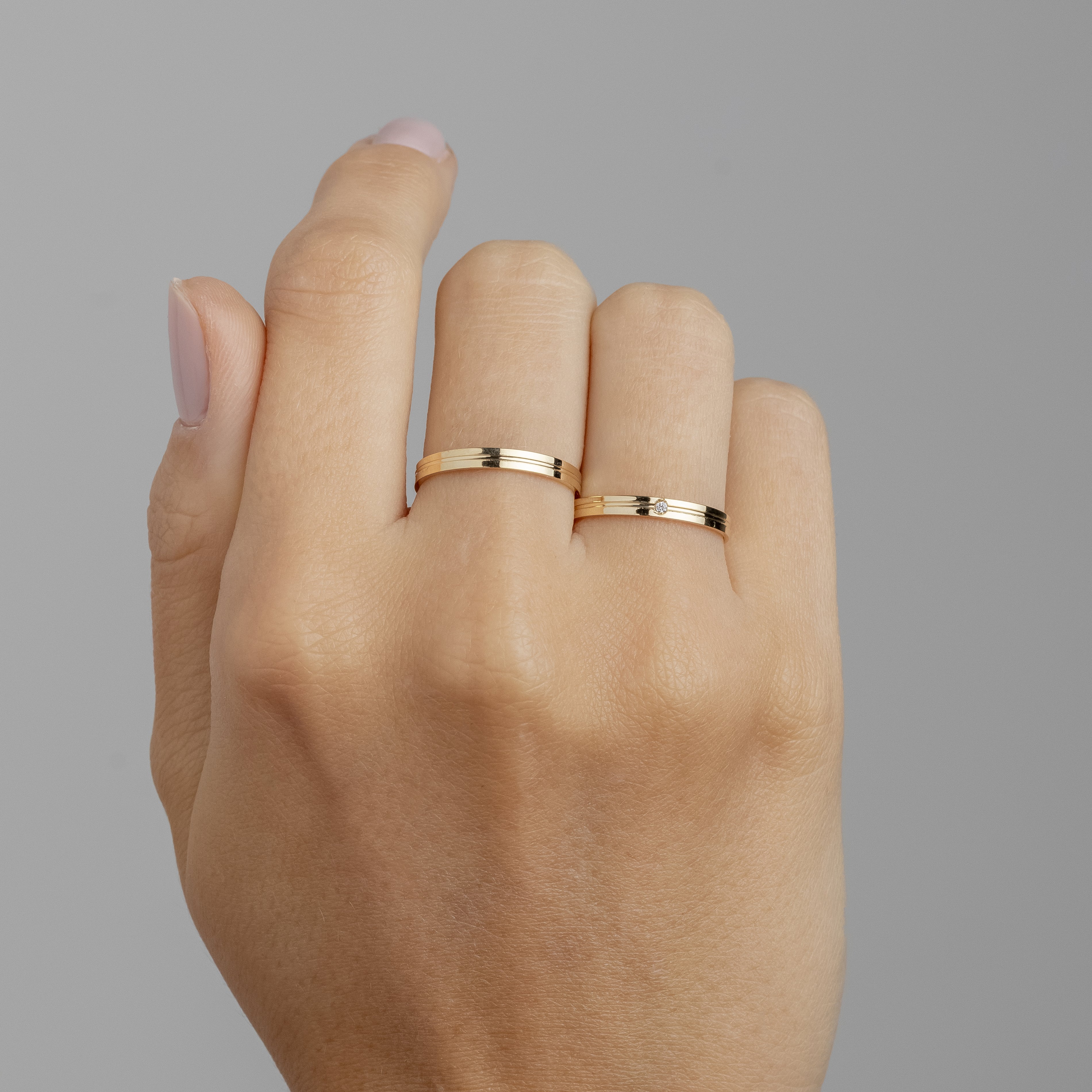 Alianças Jade 2mm Banhadas a Ouro + Anel Brinde