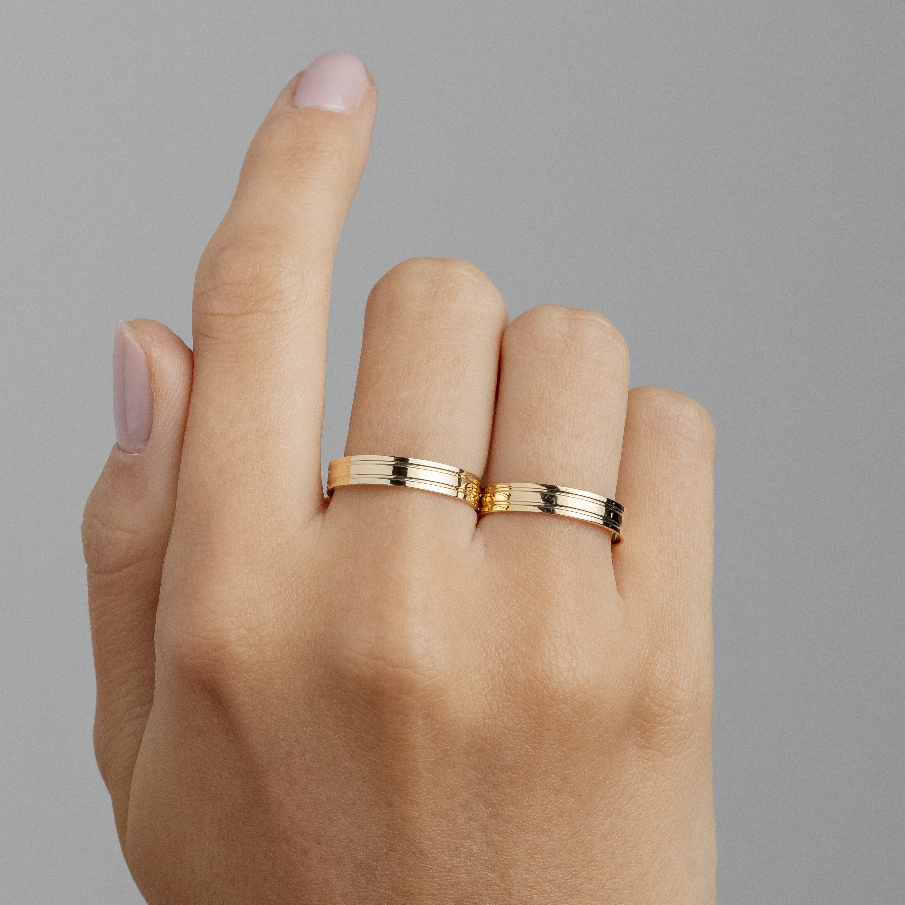 Alianças de Casamento Herrera Ouro 18K 4mm + Anel Brinde