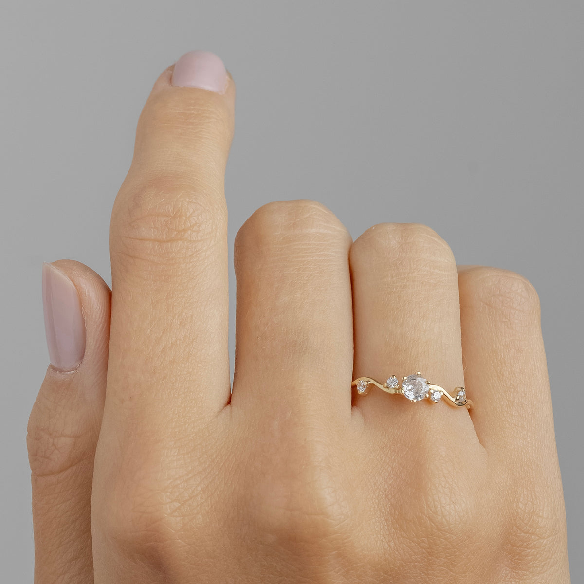 Anel Solitário Camille Ouro 18K