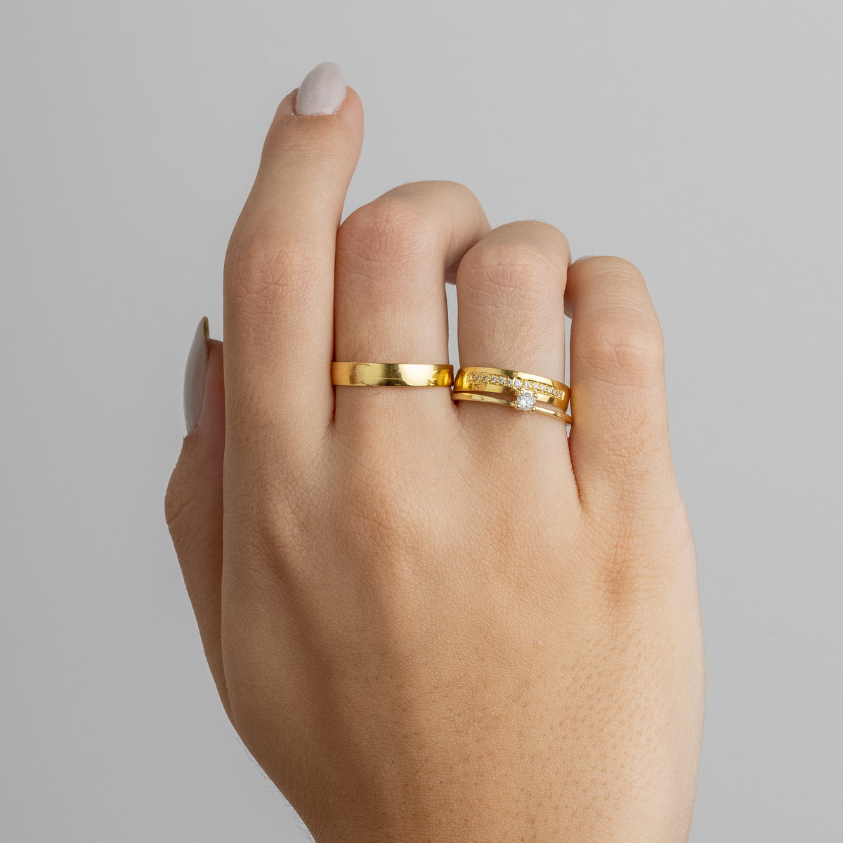 Alianças de Casamento Desirée Ouro 10K 4mm + Anel Brinde
