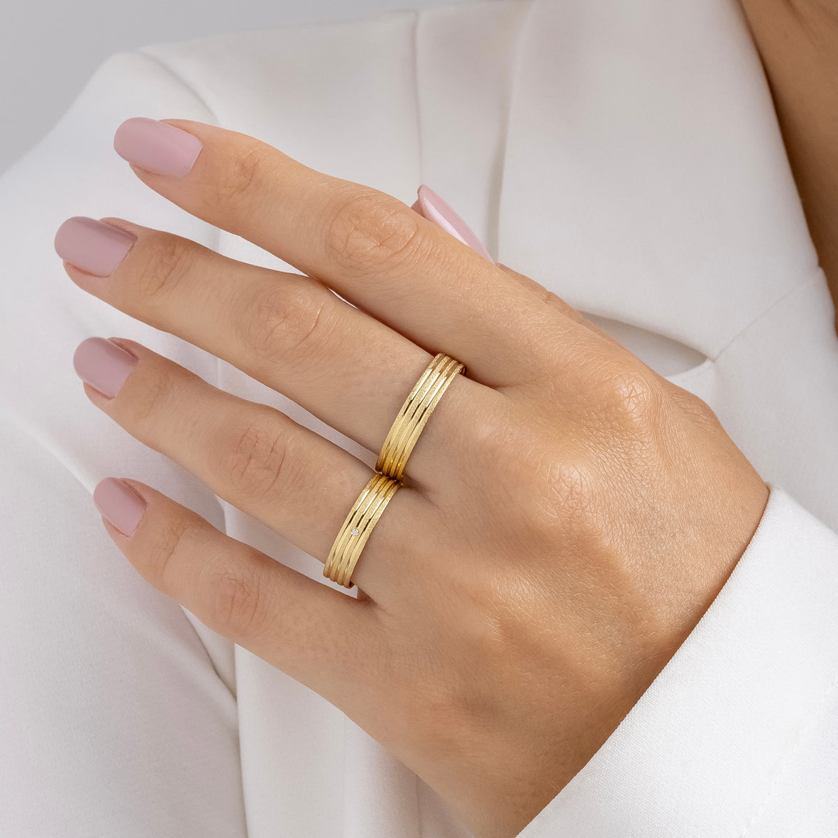 Alianças de Casamento Elysia 10K 4.5mm + Anel Brinde (Envio Full)