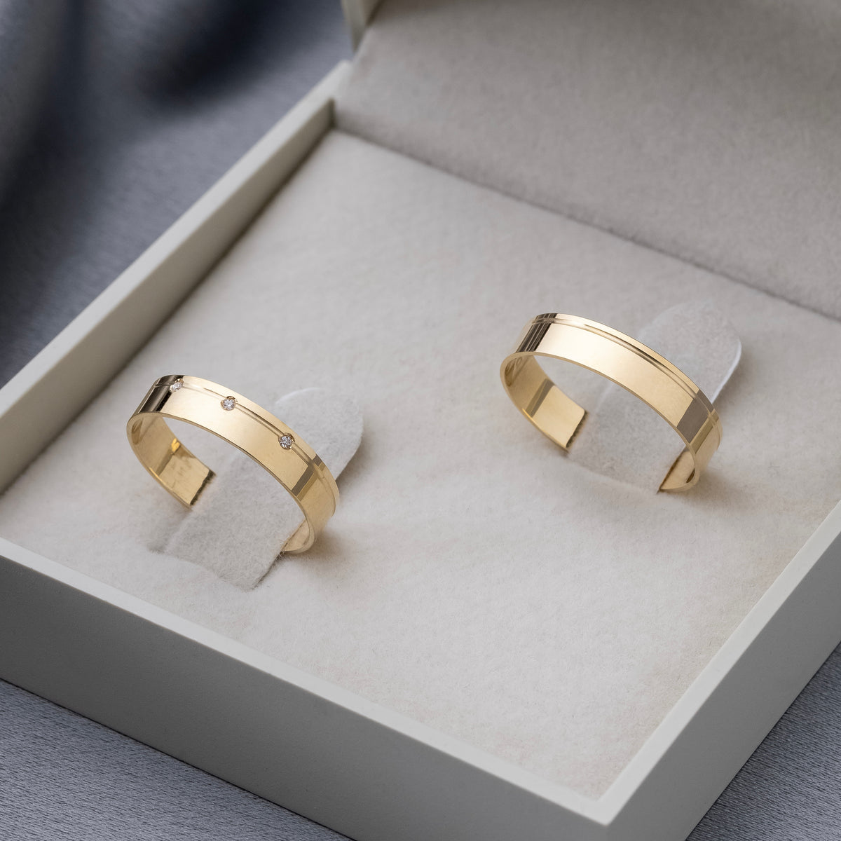 Alianças de Casamento Maltês Ouro 18K 4mm + Anel Brinde