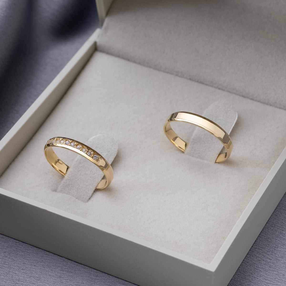 Alianças de Casamento Angel Ouro 10K 3mm + Anel Brinde