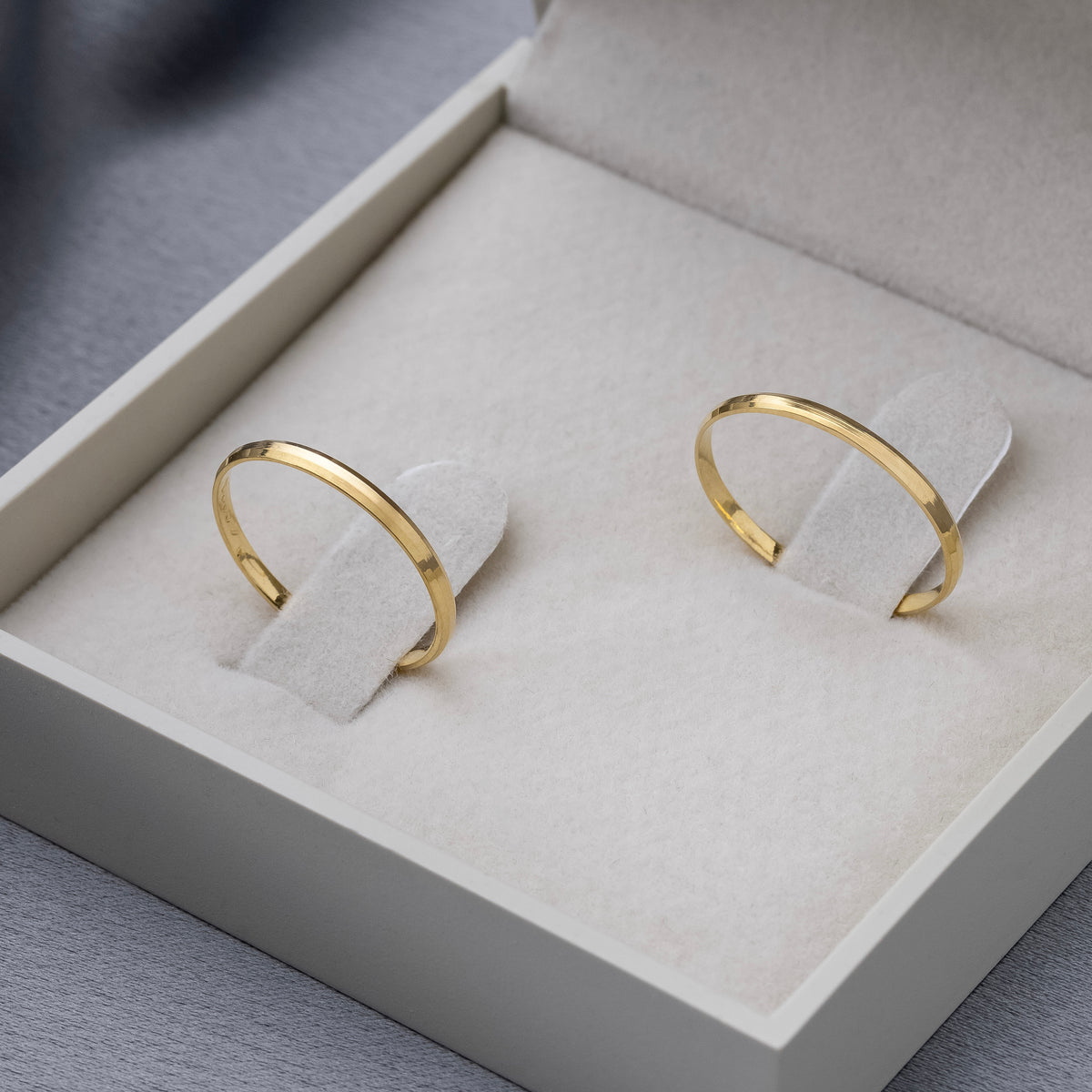 Alianças de Casamento Italian Ouro 10K 1,5mm + Anel Brinde