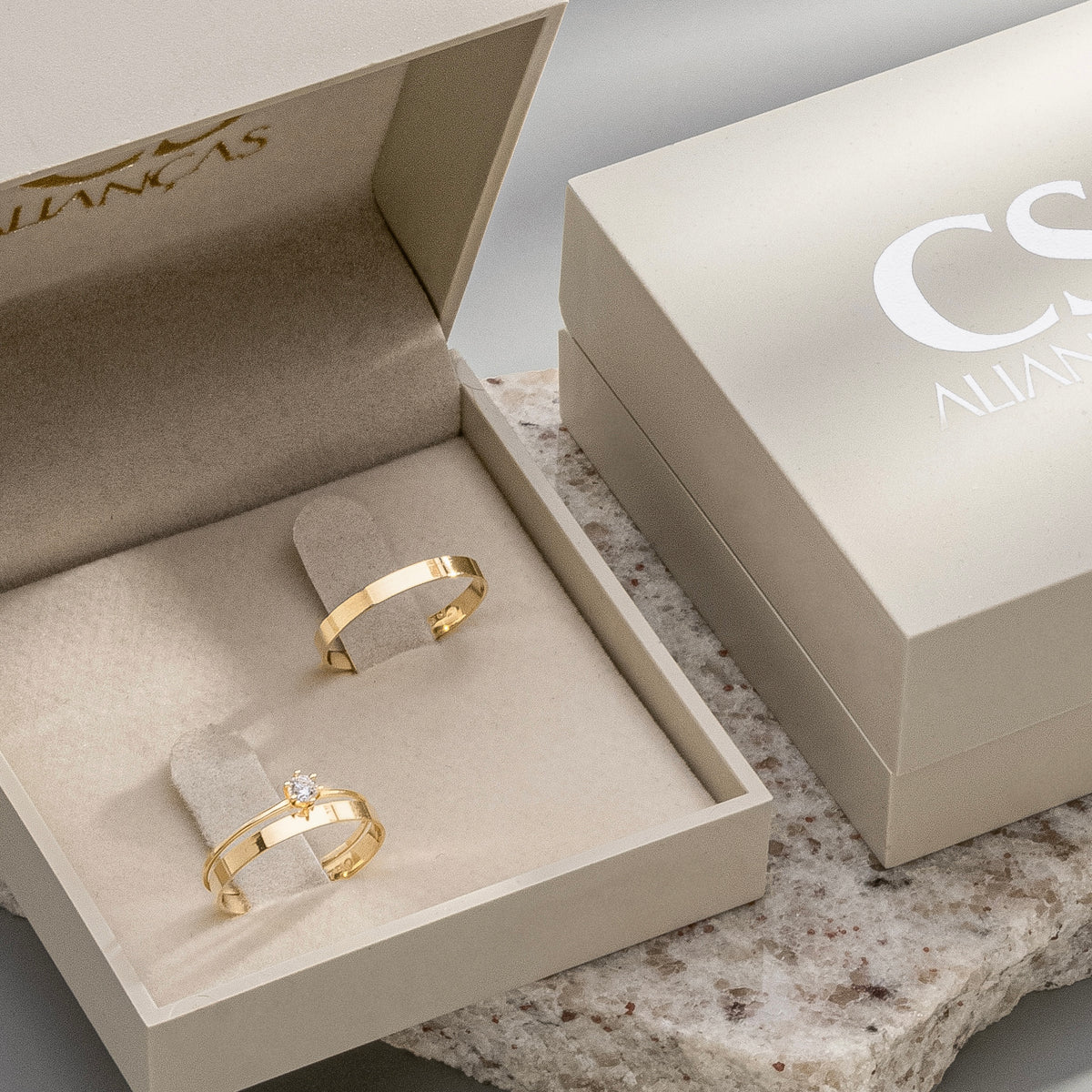 Alianças de Casamento Nobre Ouro 10K 2mm + Anel Brinde