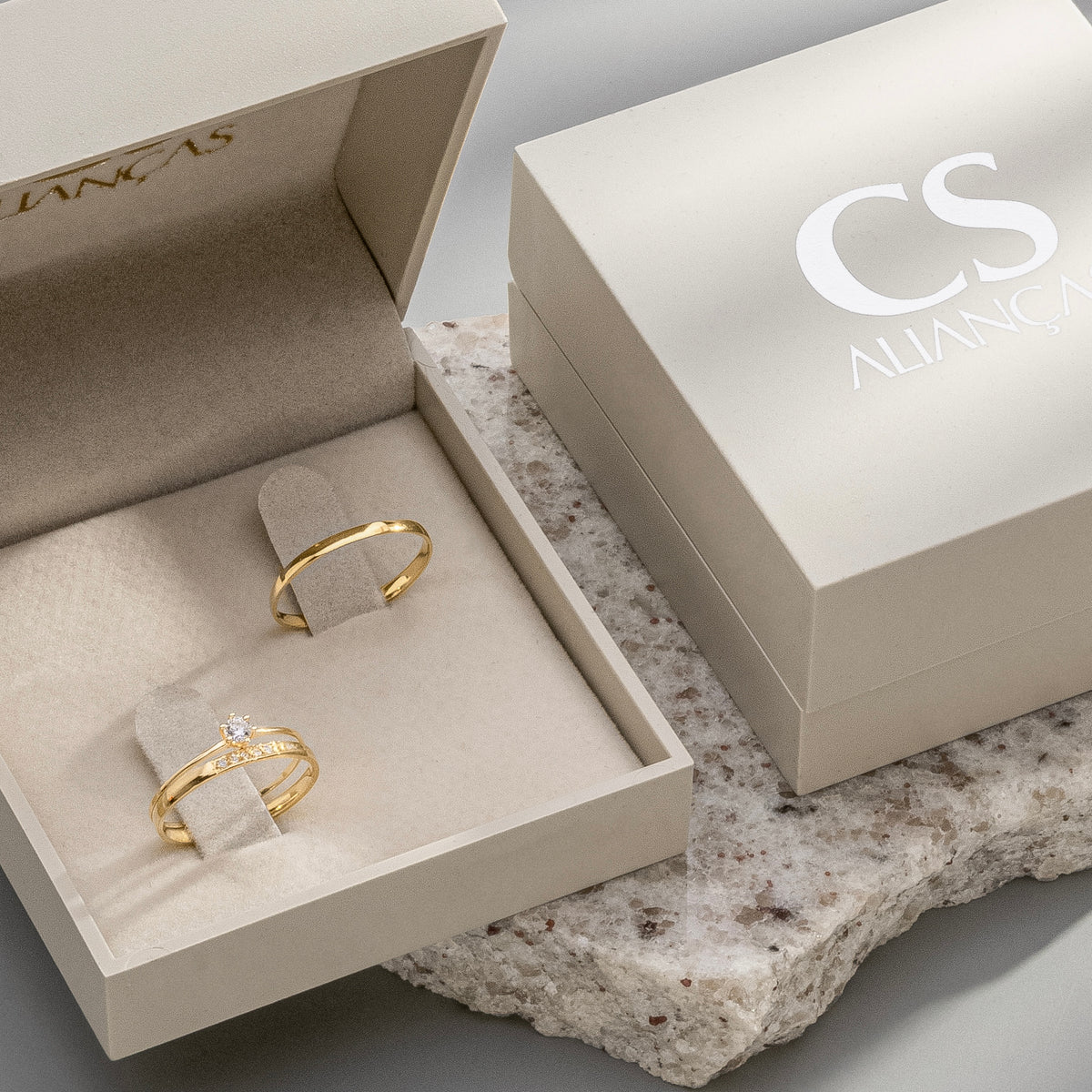 Alianças de Casamento Santorini Ouro 10K 2mm + Anel Brinde