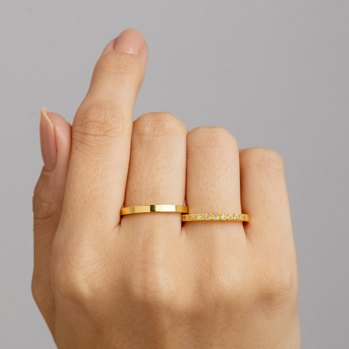 Alianças de Casamento Queen Slim 10K 2mm + Anel Brinde