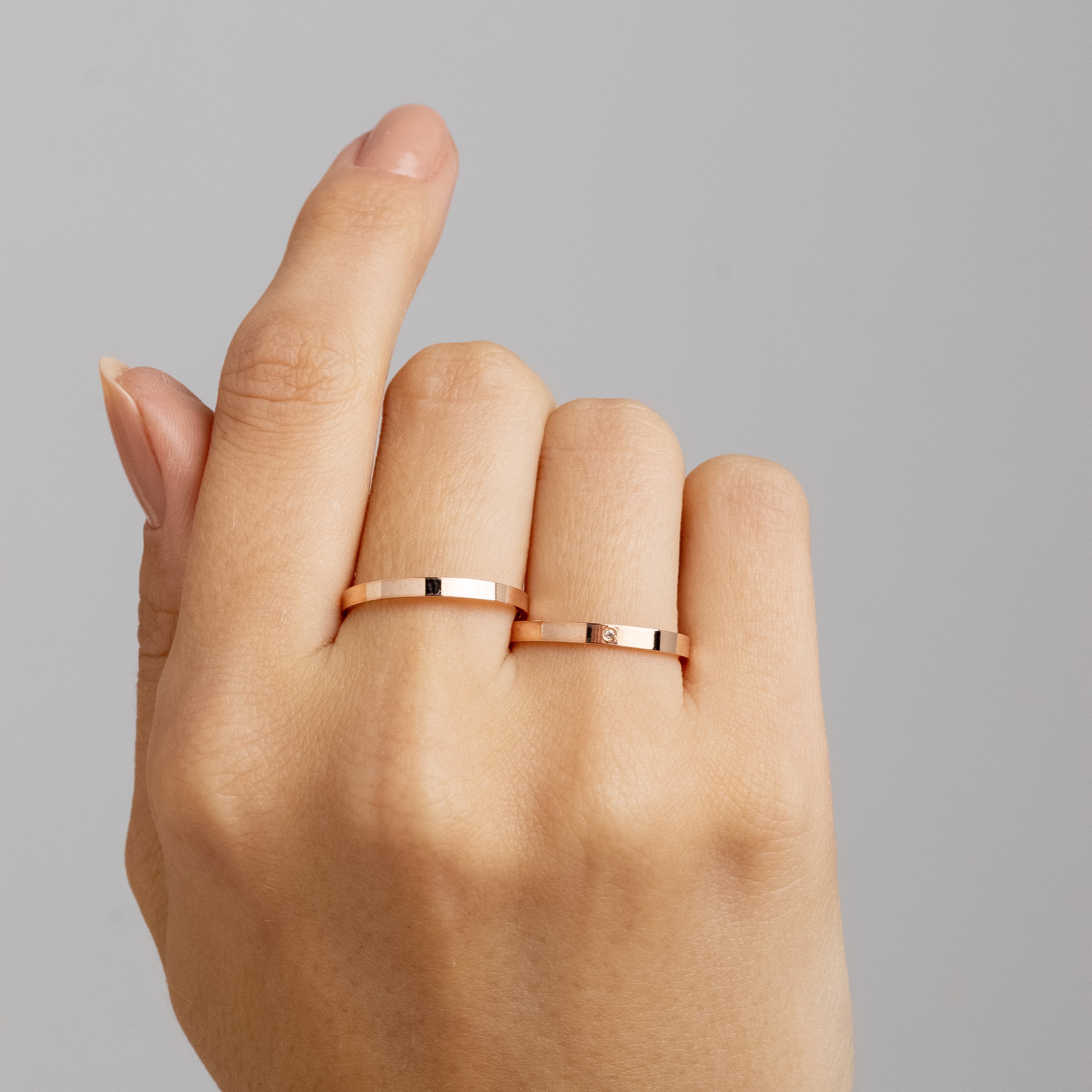 Alianças de Casamento Innocence Ouro Rosé 18K 2mm + Anel Brinde